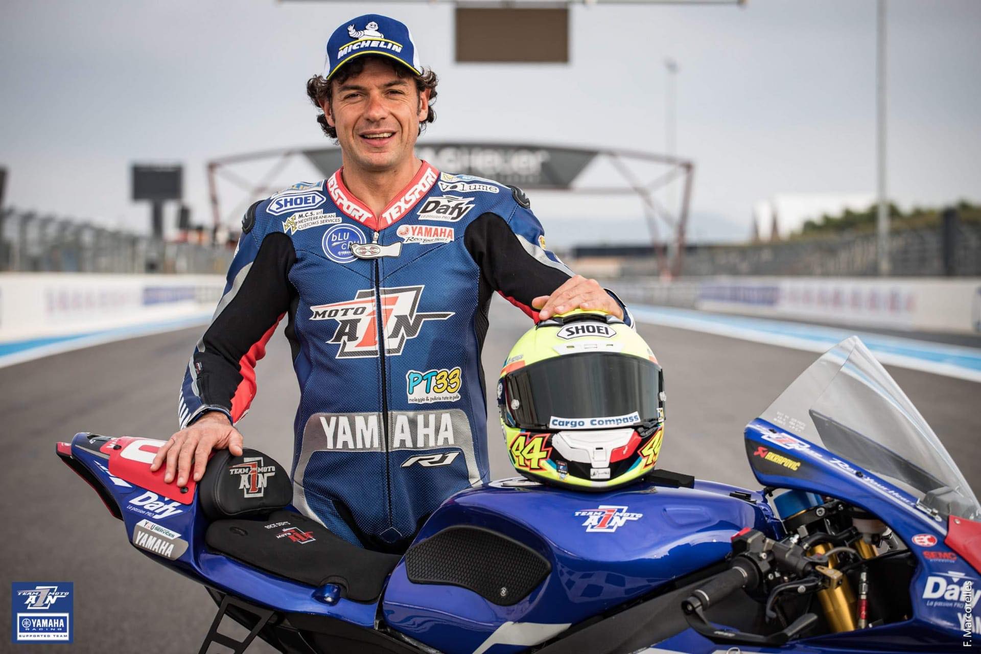 71476742 1161053614086666 576325813020917760 N