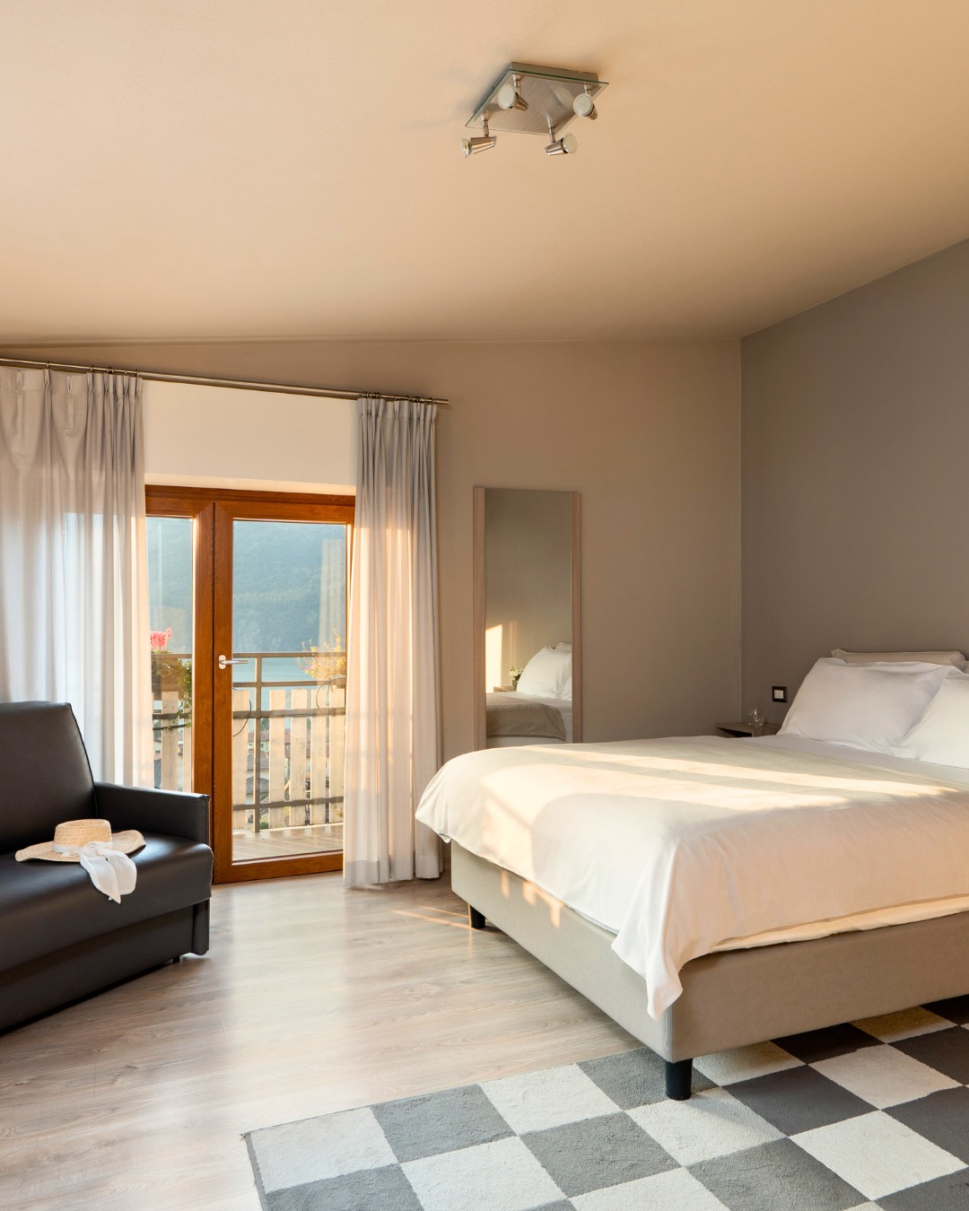 595551280 1493498258904689 3591887082096610300 N